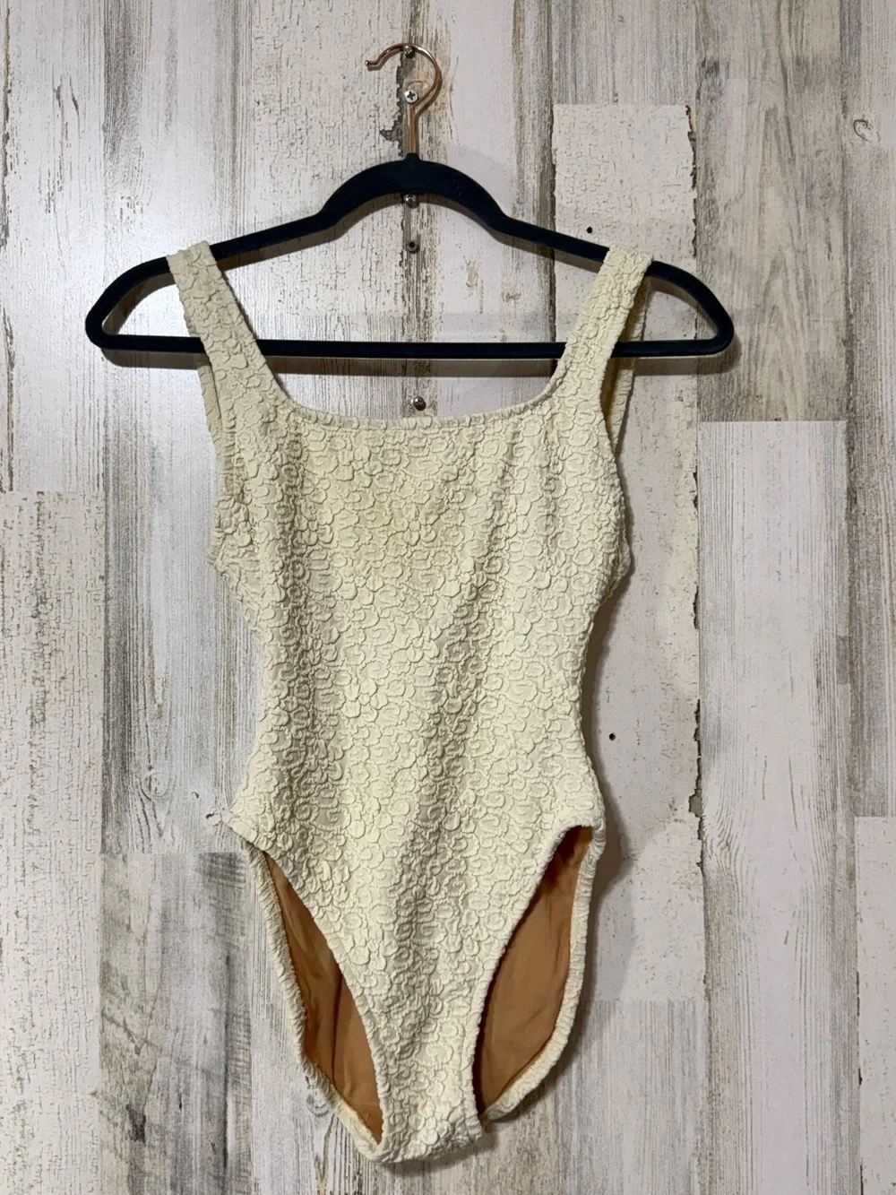 Vintage Daffy Swimwear Cream Textured Slim Fit One-Piece Swimsuit